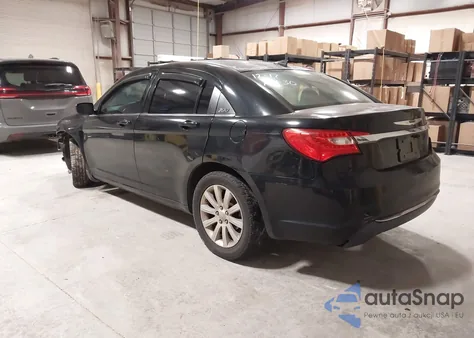 2013 Chrysler 200 Touring из США, поврежденный, VIN 1C3CCBBB8DN600325